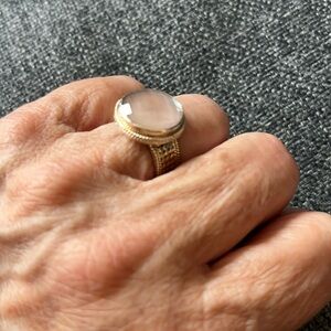 Anna Beck ring, rose quartz
